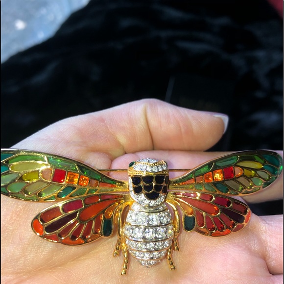 Joan Rivers Jewelry - Joan Rivers Classics Collection Bee Pin/Broach